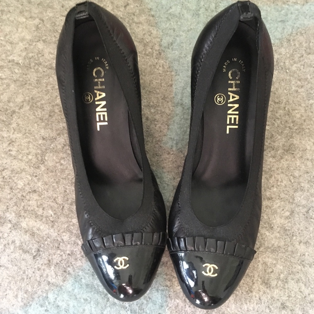Chanel Escarpins Pumps - size 38.5